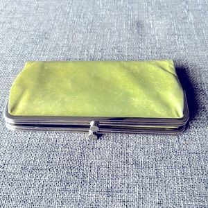 Hobo Green Wallet Double Kiss Clasp